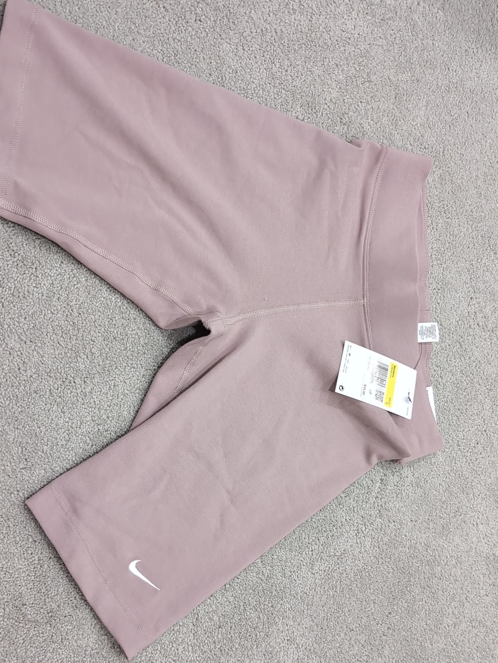 Nike Women Mauve Bike Shorts - Dri-FIT Comfort